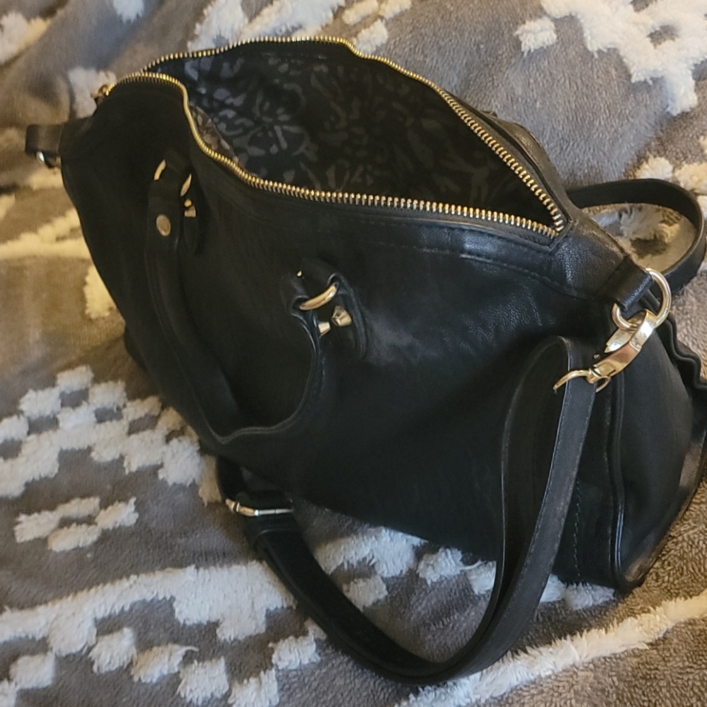 Jessica Simpson Purse - Picture 4 of 4